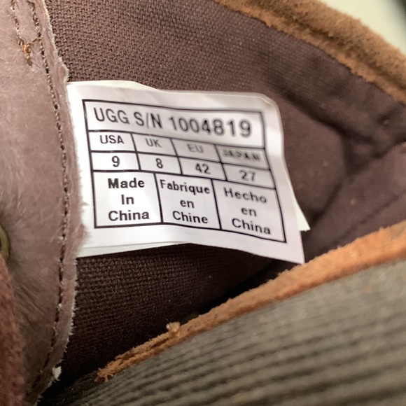 UGG Montgomry Boot - Picture 12 of 15